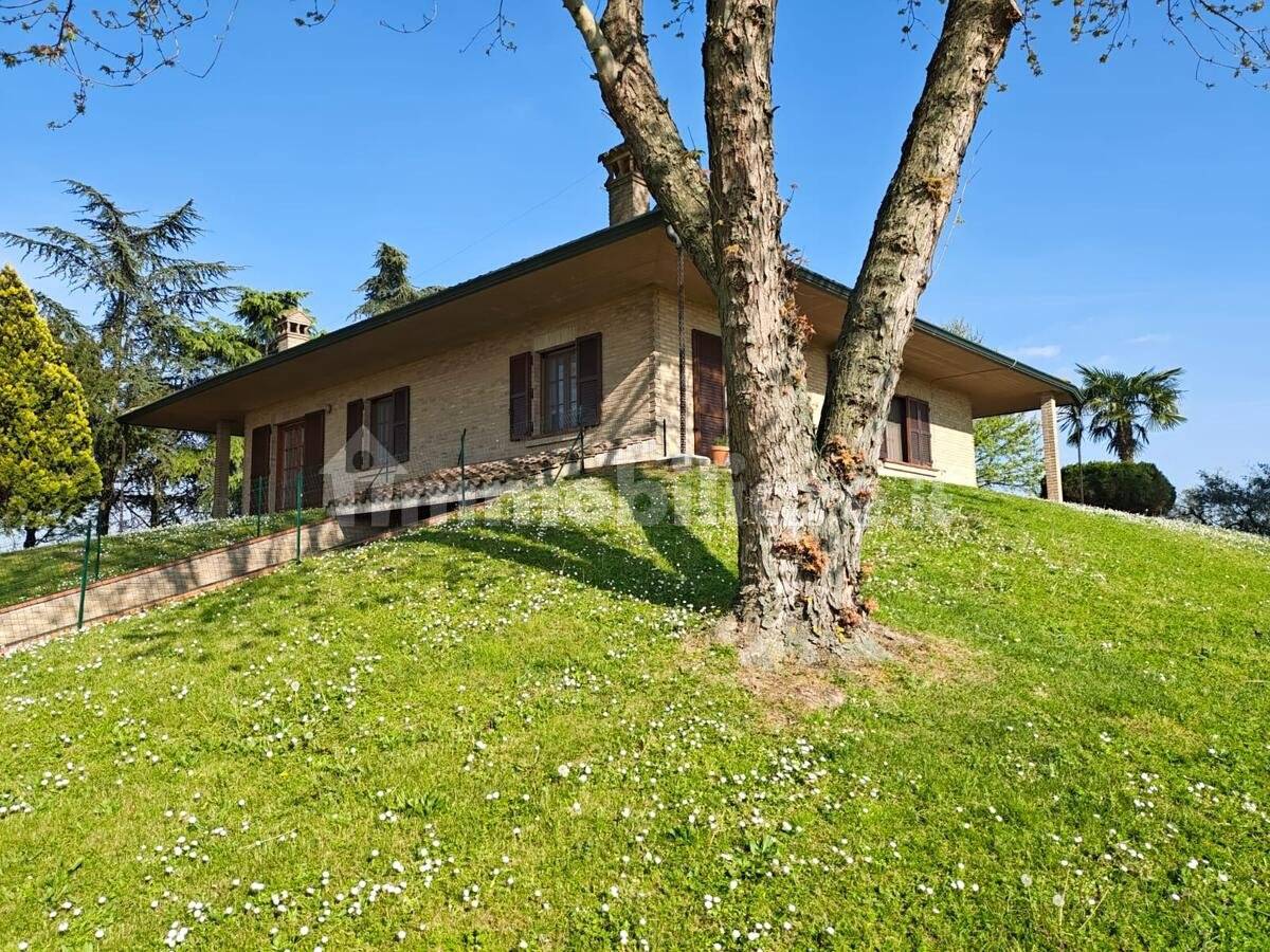 Villa in vendita a Riva del Po
