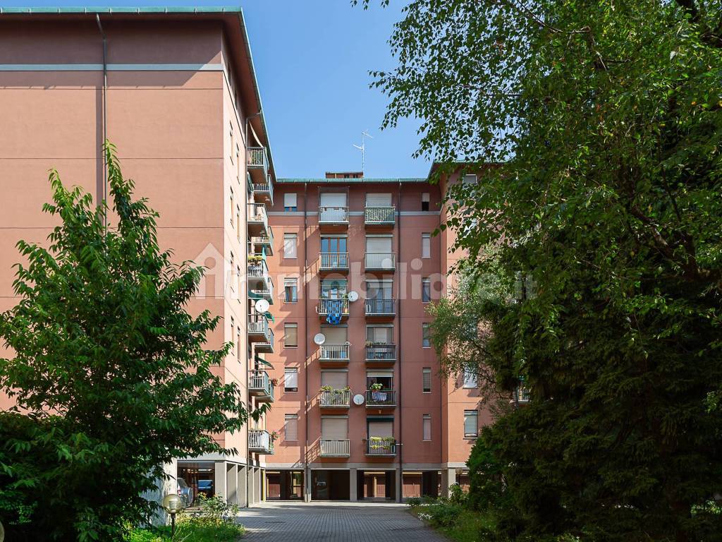 vendita-appartamento-milano-trilocale-in-via-monte-rotondo-17-buono