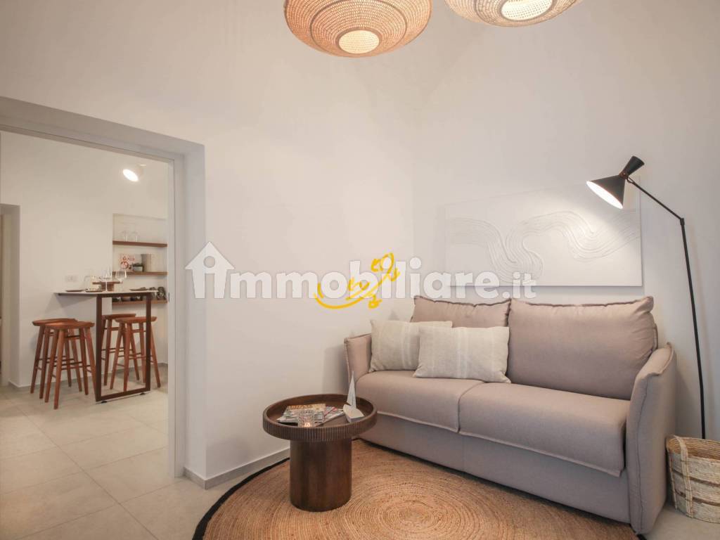 Salone