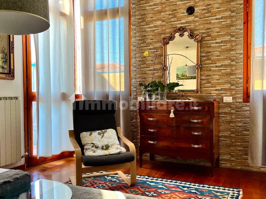 Salone