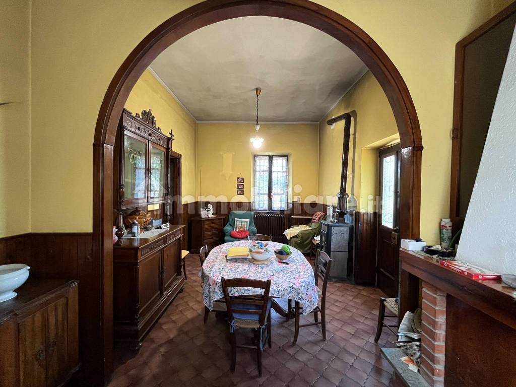 Salone