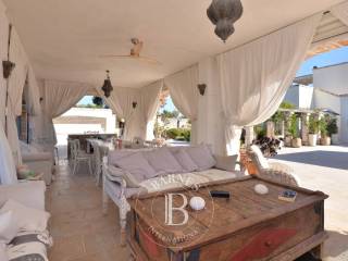 Salone
