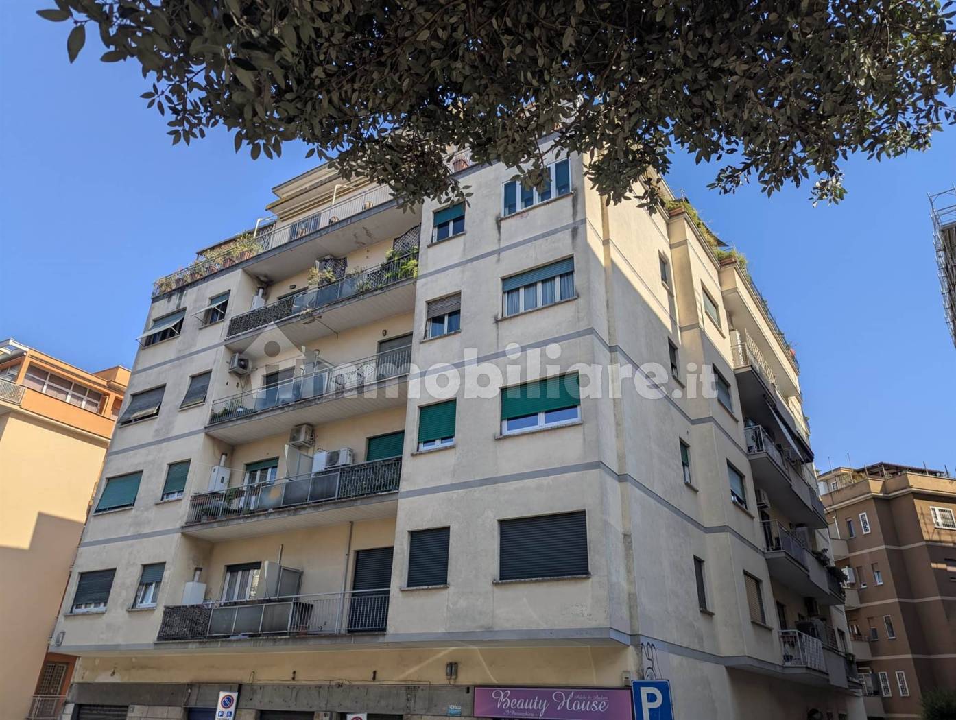 Appartamento in vendita a Roma