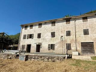 Country house via monte ongarine 13, Avesa, Verona