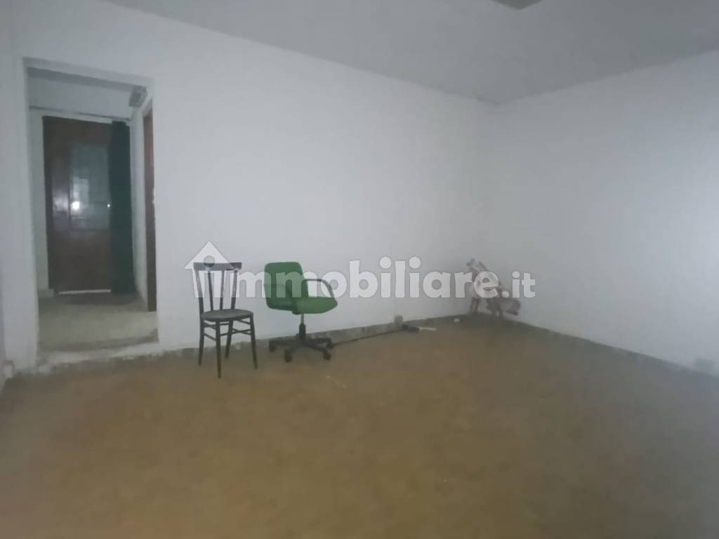Stanza non arredata