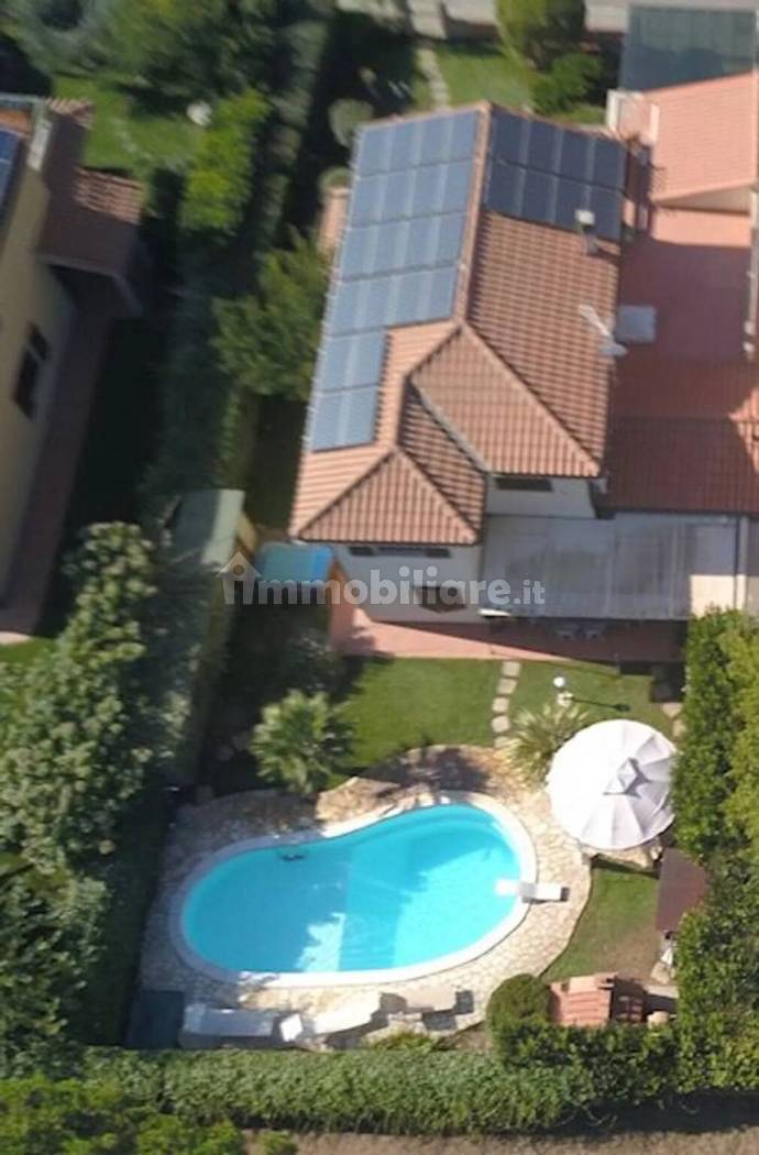 Villa in vendita a Piombino