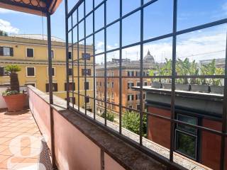 Penthouse via Crescenzio, Prati, Rome