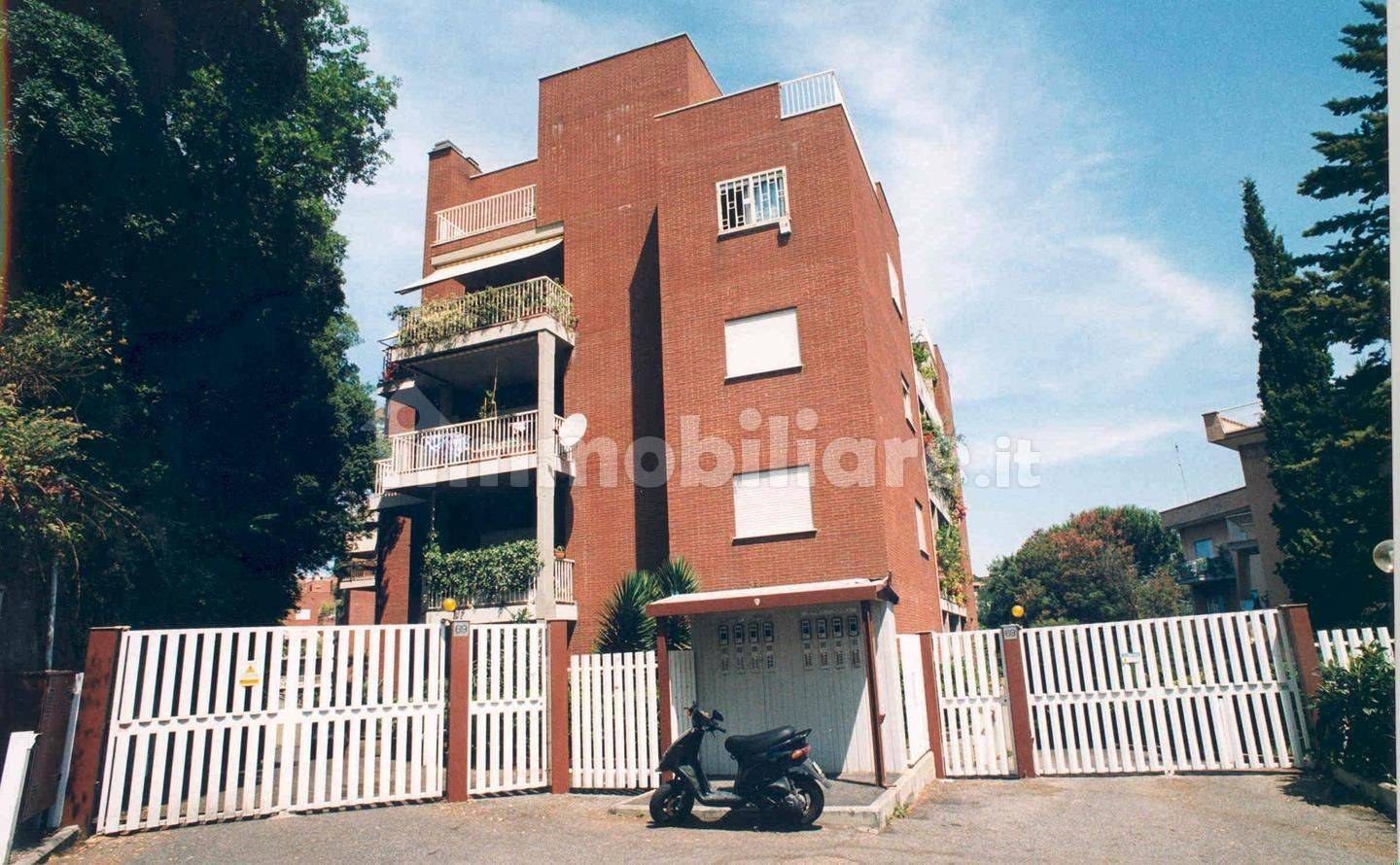 Appartamento in vendita a Roma