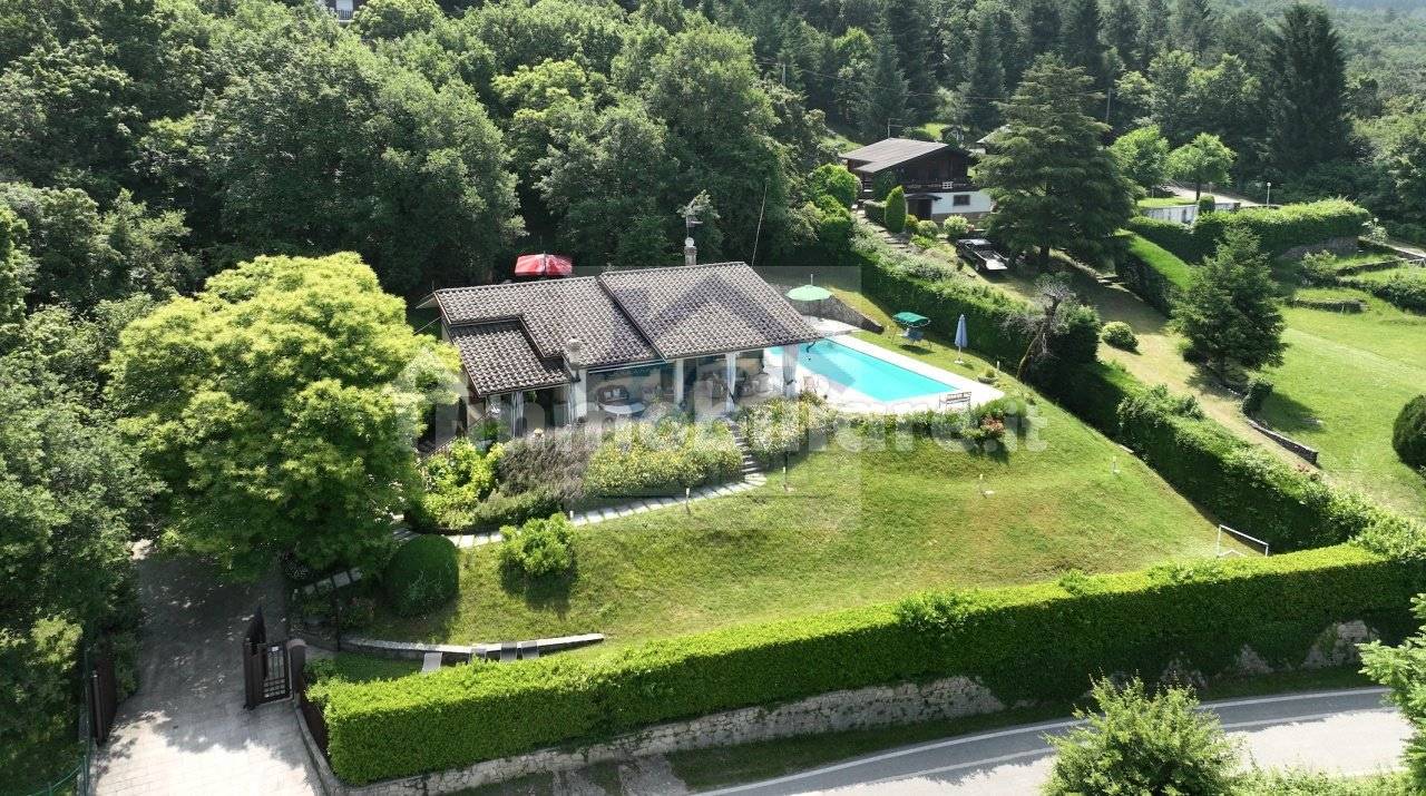 Villa in vendita a San Zeno di Montagna
