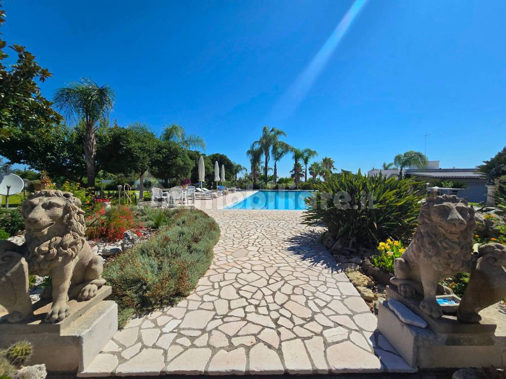 Piscina