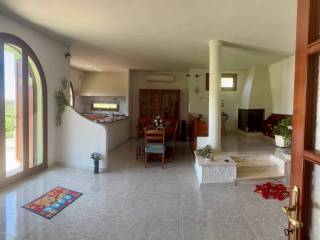 Salone