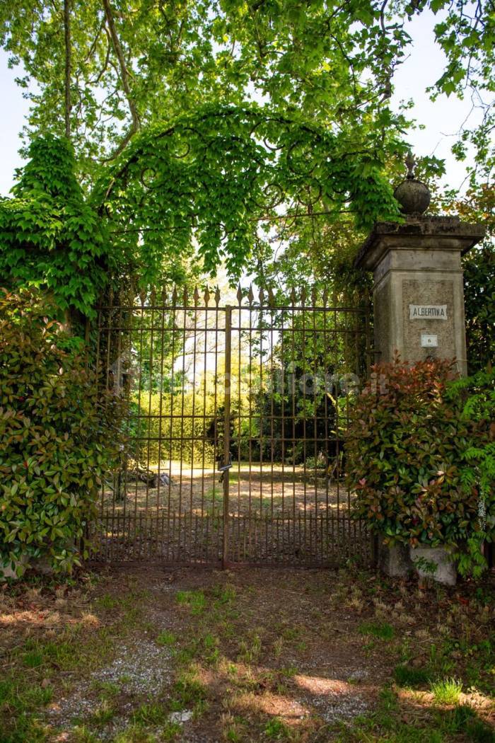 Villa in vendita a Sissa Trecasali