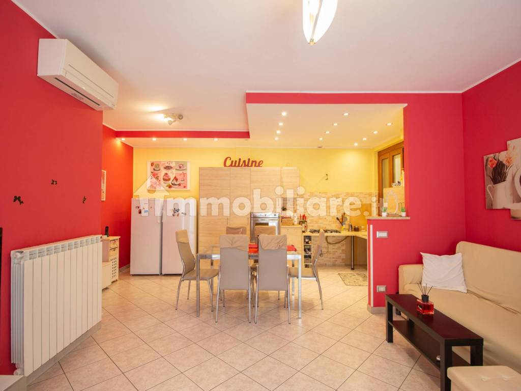 Vendita Appartamento Corbetta. Quadrilocale in via Dei Badilanti 25 ...