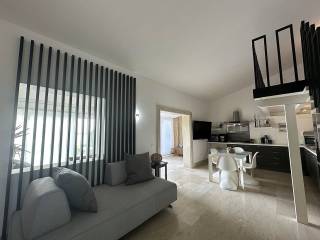 Salone