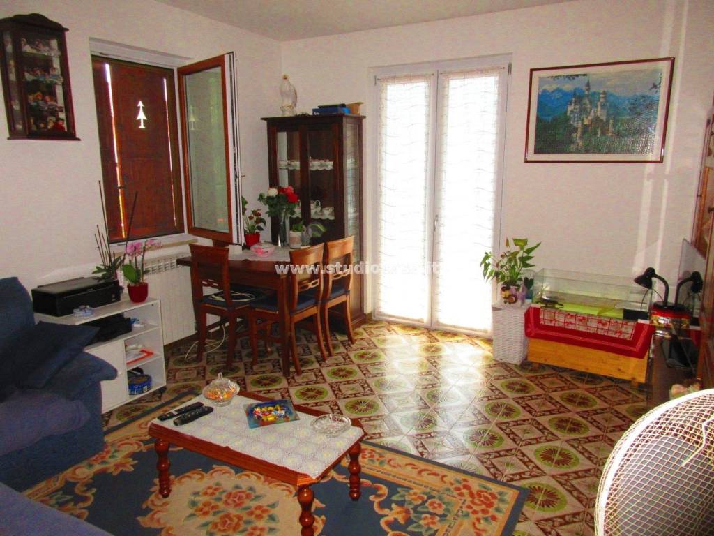 Salone
