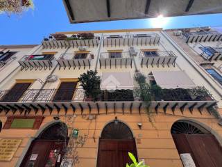 1-bedroom flat via Della Vetriera 55, Kalsa, Palermo