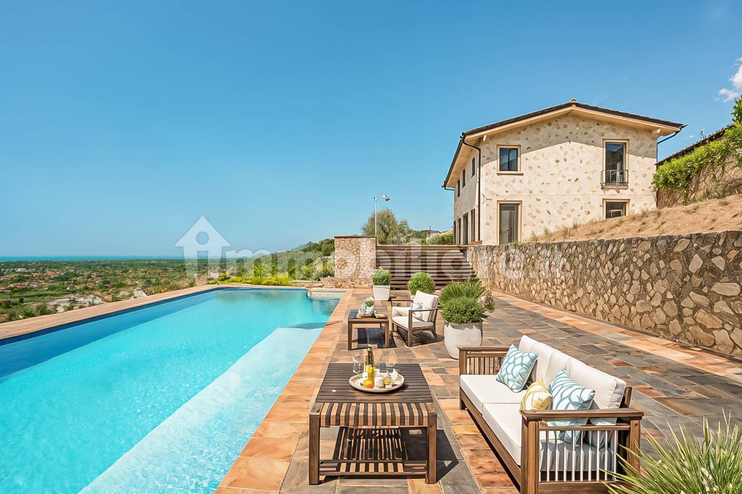 Villa in vendita a Seravezza