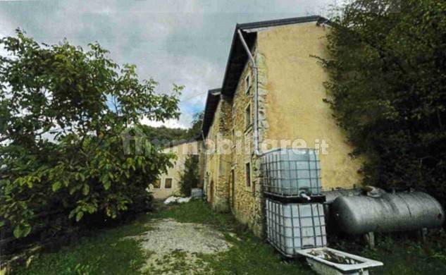 Appartamento in vendita a Badia Calavena