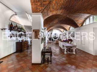 Taverna