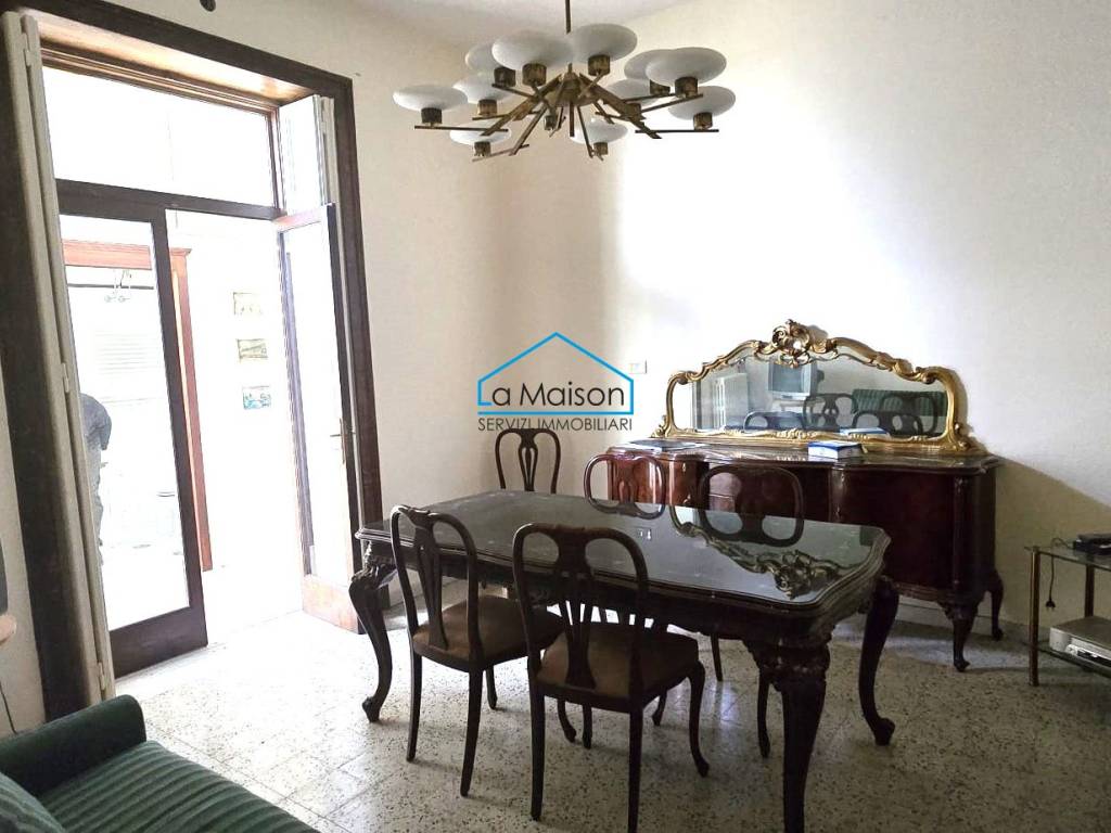 Salone