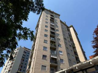 4-room flat corso Traiano 10, Mirafiori Sud - Onorato Vigliani, Turin