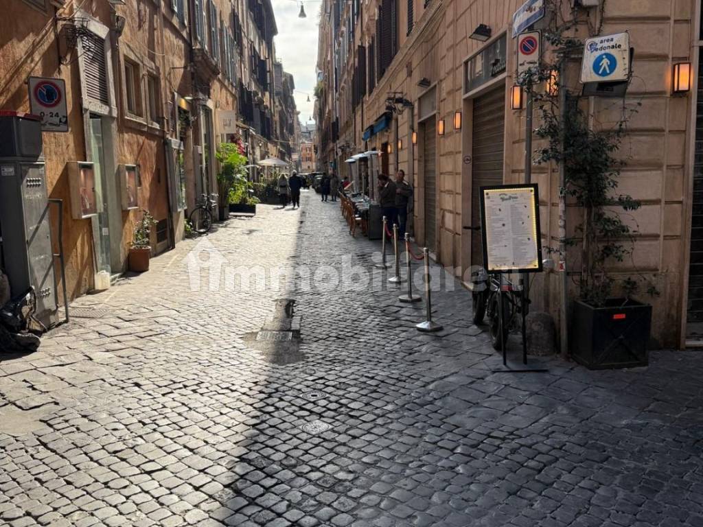 Via Vittora Rome Locale commerciale via Vittoria, Roma, Rif. 122122418 - Immobiliare.it