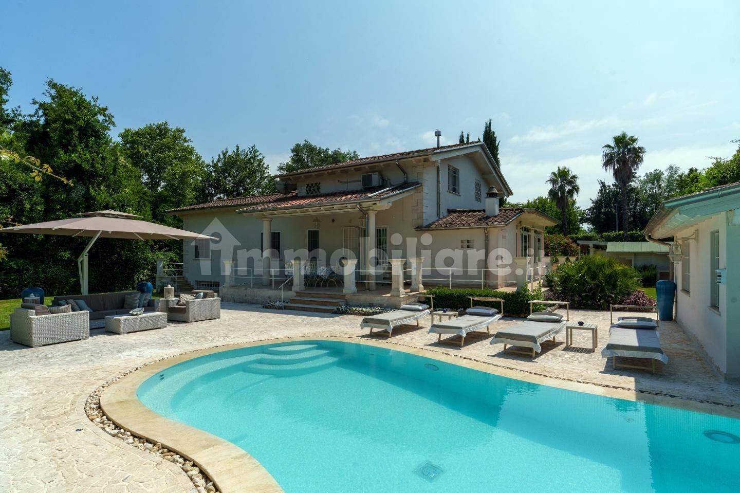 Villa in vendita a Pietrasanta