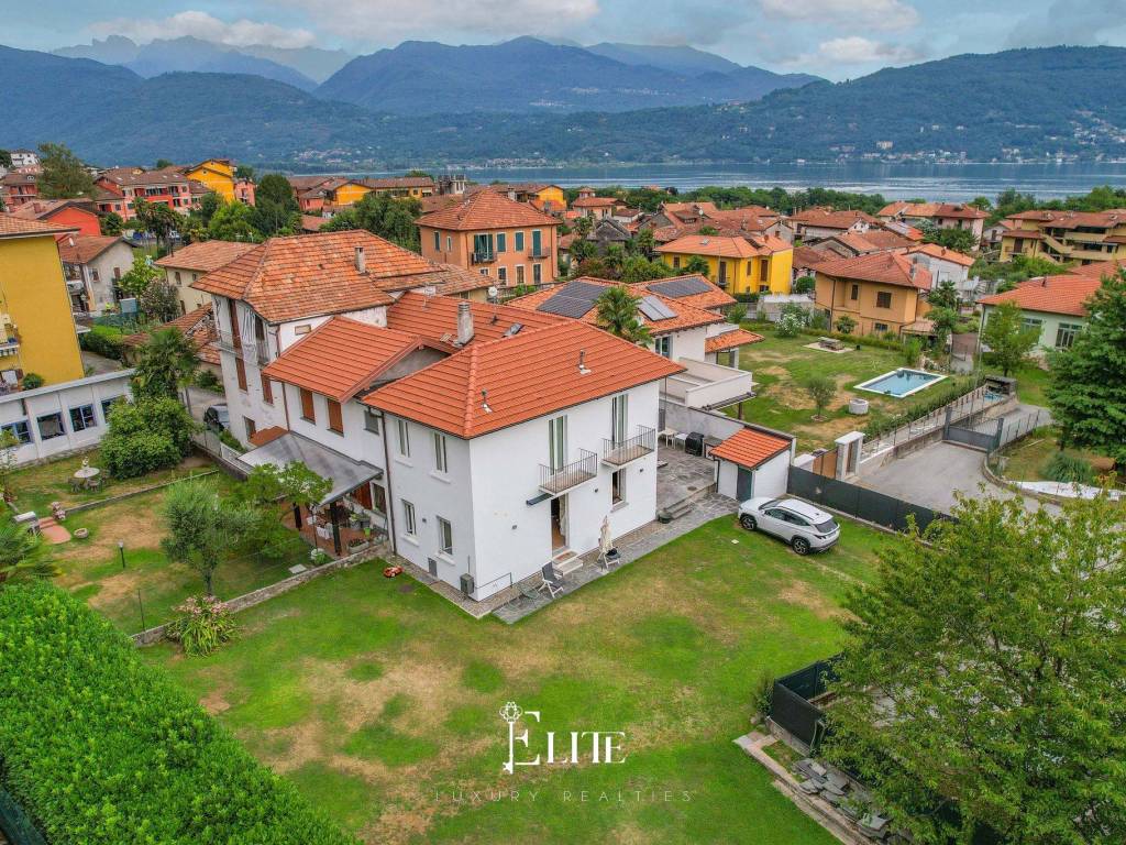 Vendita Villa a schiera in via Donne della Resistenza Baveno. Ottimo ...