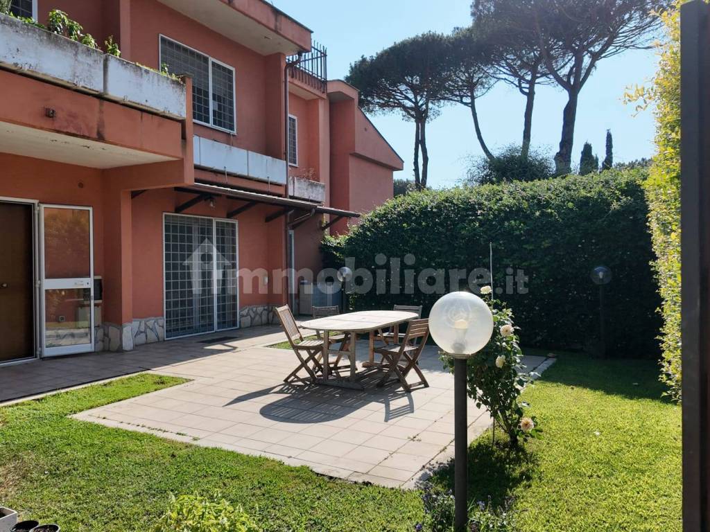 Trilocale via Panchià, Infernetto, Roma