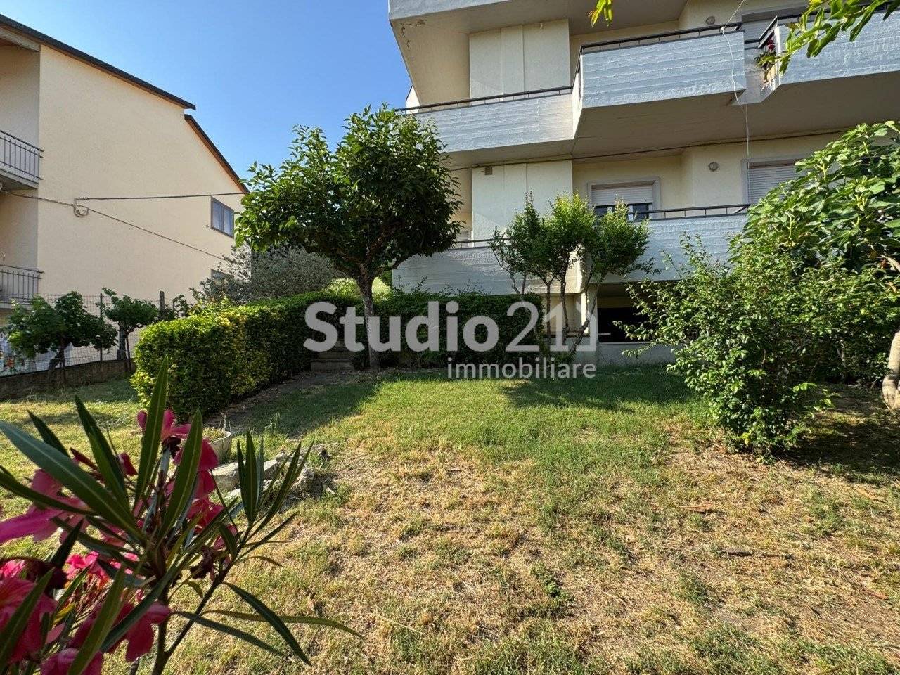 Villa in vendita a Laterina Pergine Valdarno