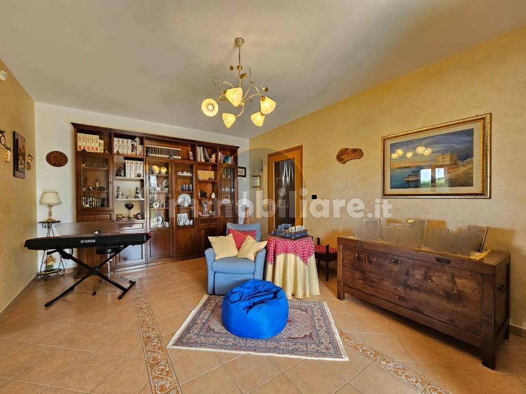 Salone