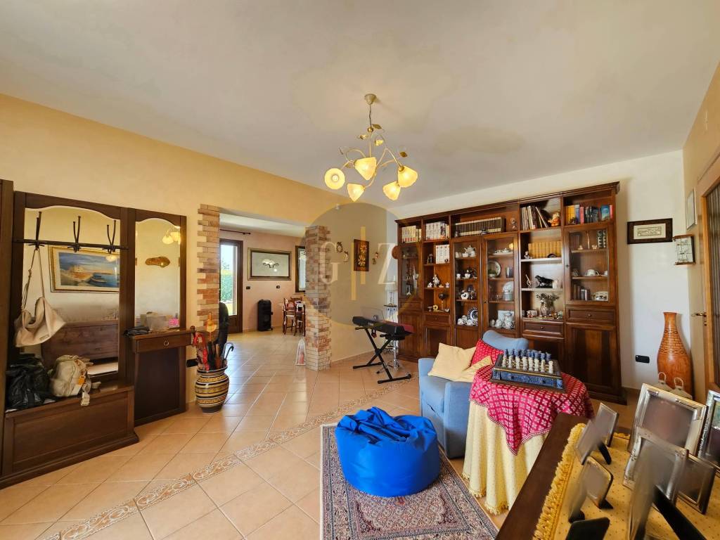 Salone