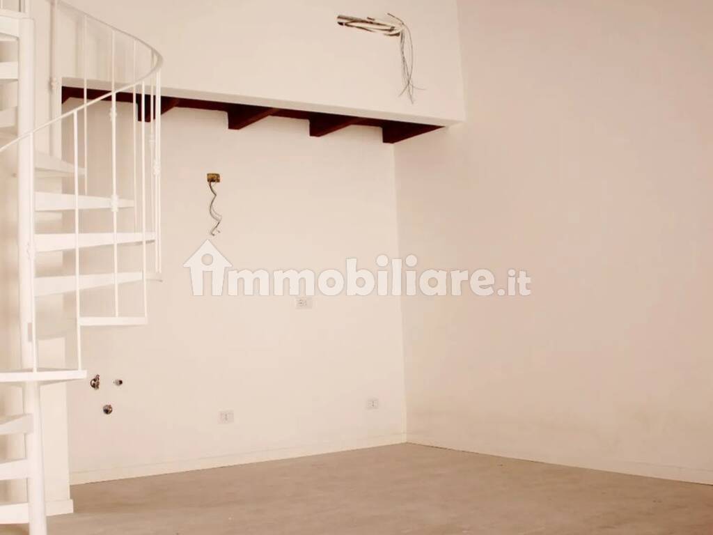 Stanza non arredata