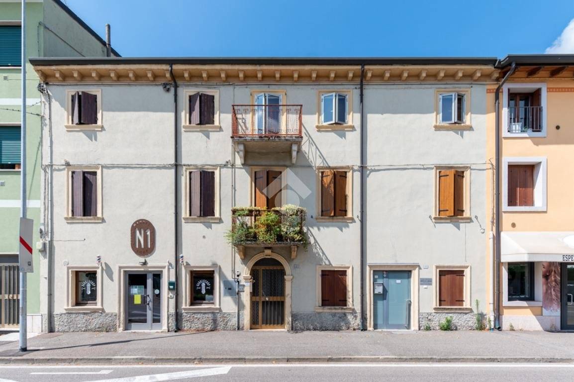 Appartamento in vendita a Villafranca di Verona