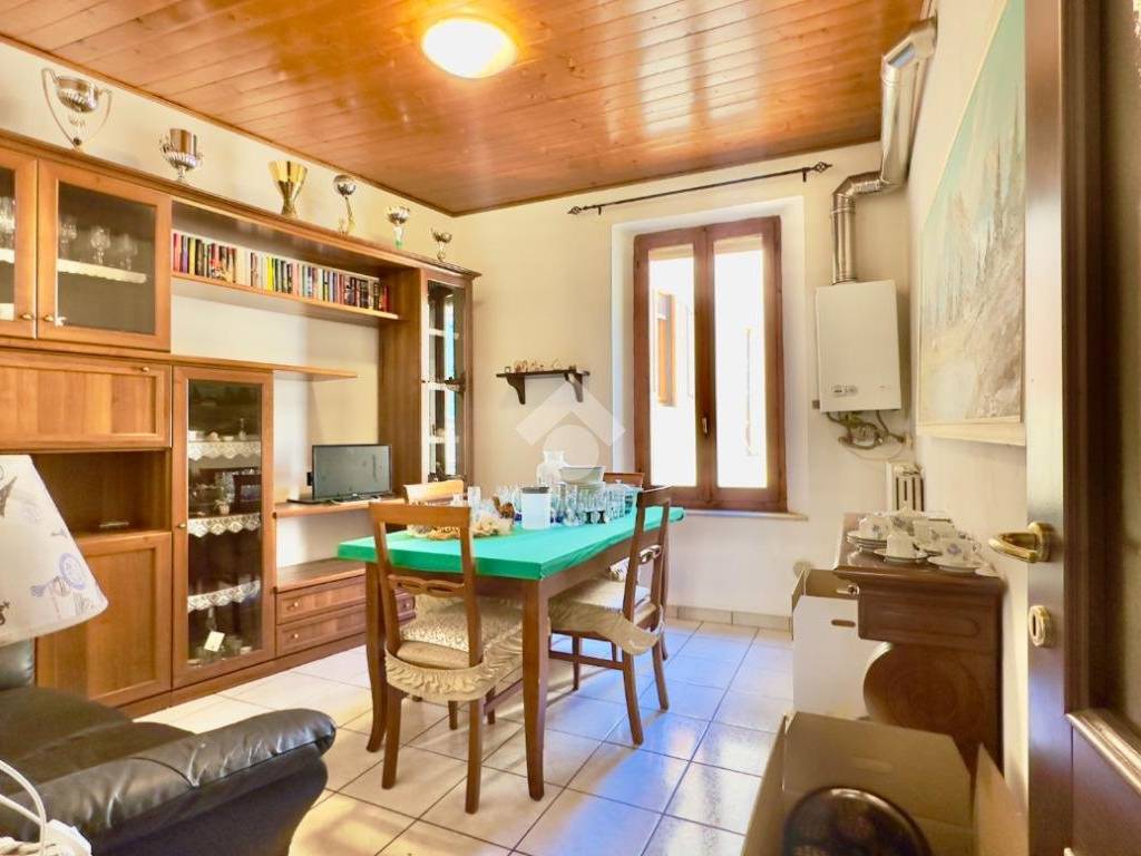 Salone