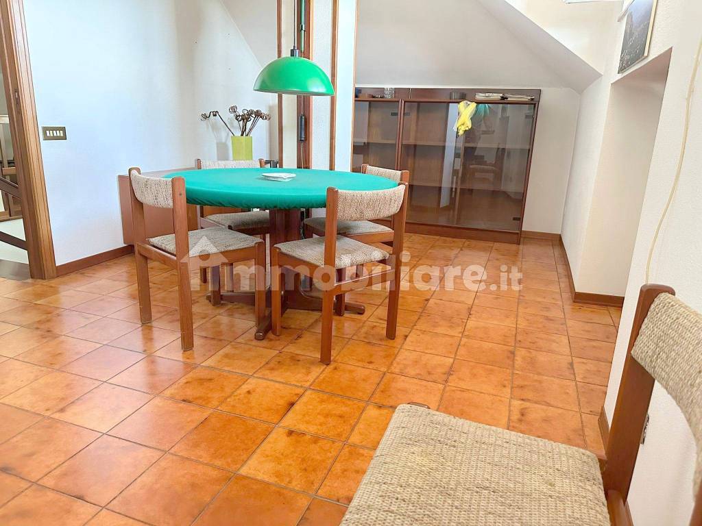 Salone