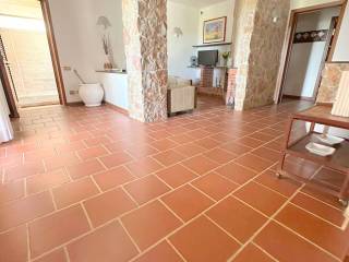 Salone