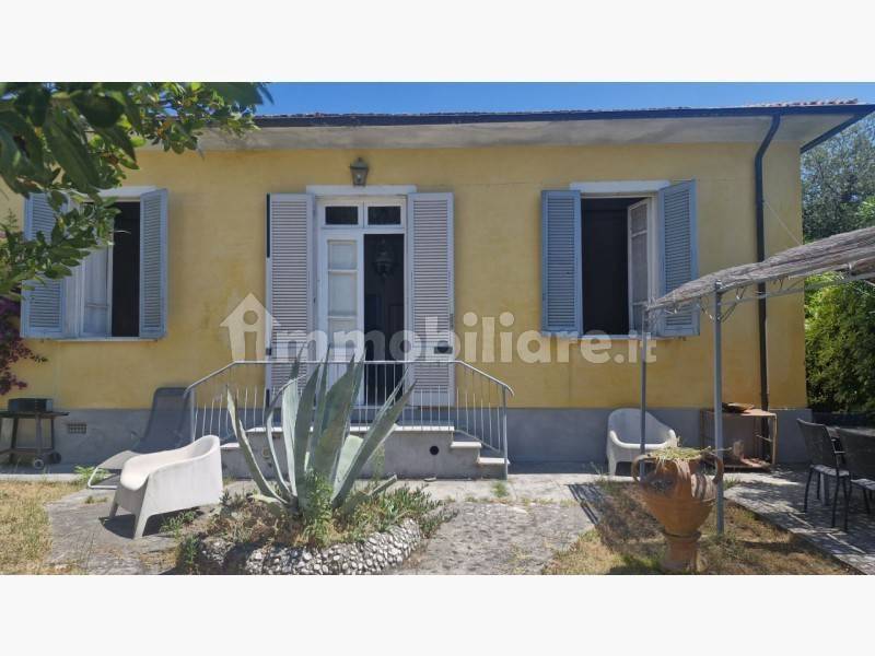 Villa in vendita a Pietrasanta