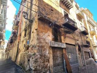 4-room flat via Cappuccinelle 3, Tribunale, Palermo