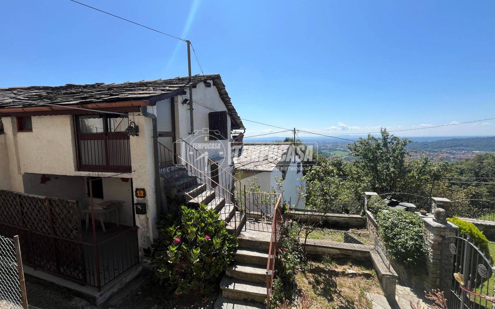 Casa indipendente in vendita a Chiesanuova