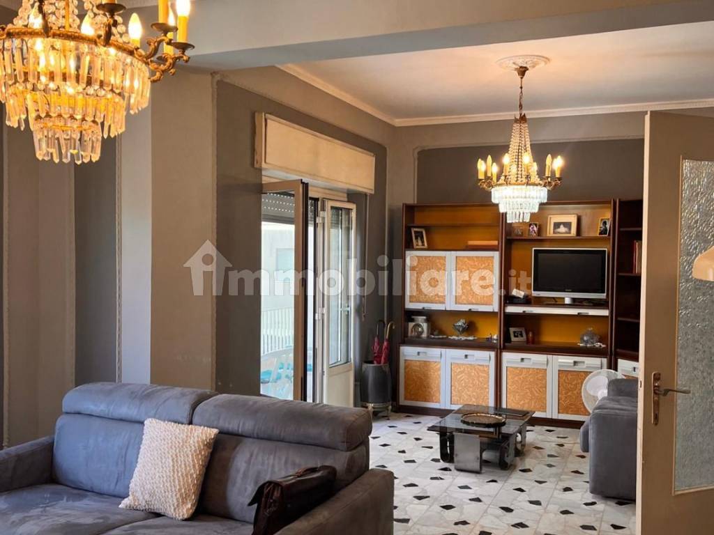 Salone