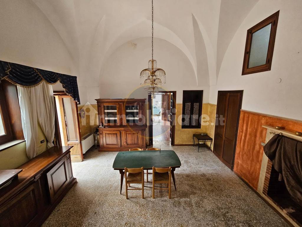 Salone
