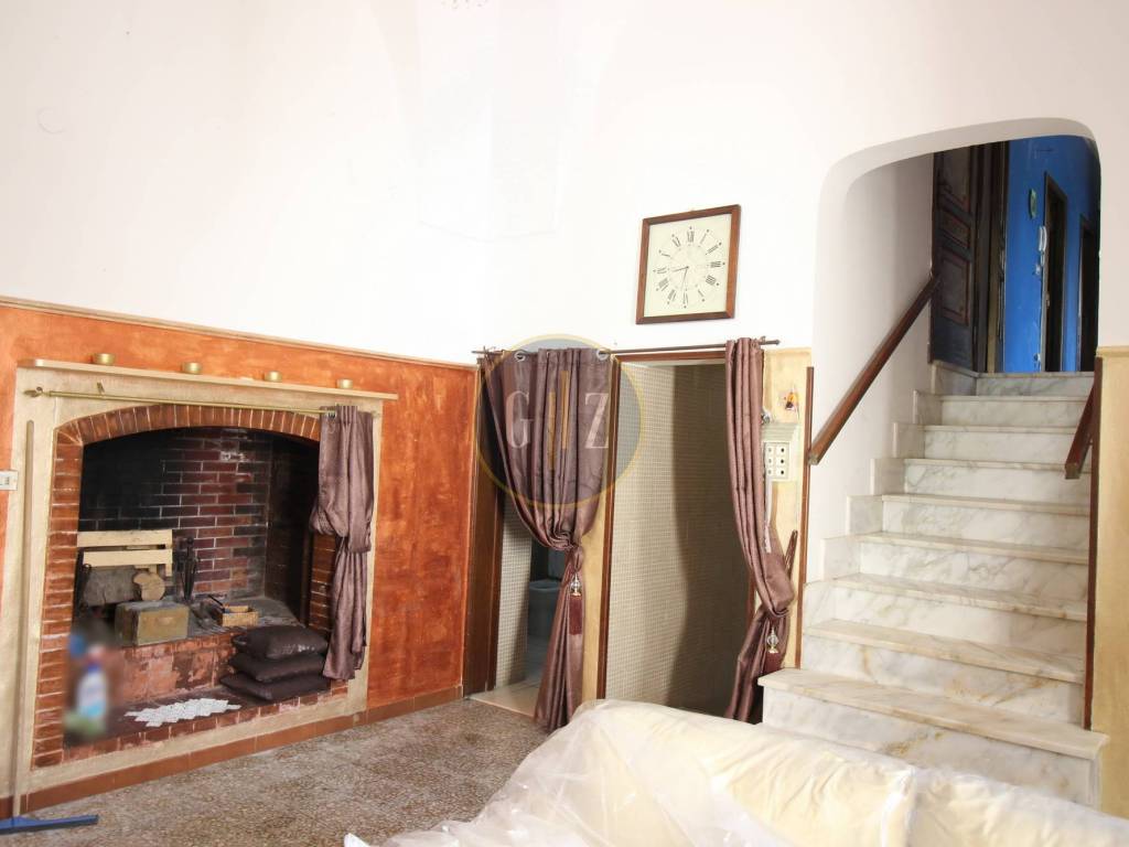 Salone