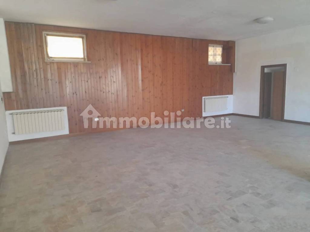 Stanza non arredata