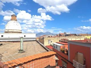 3-room flat via Salvator Rosa, 78, Museo, Naples