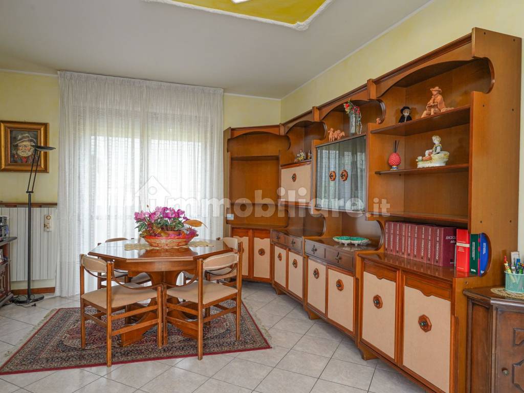 Salone