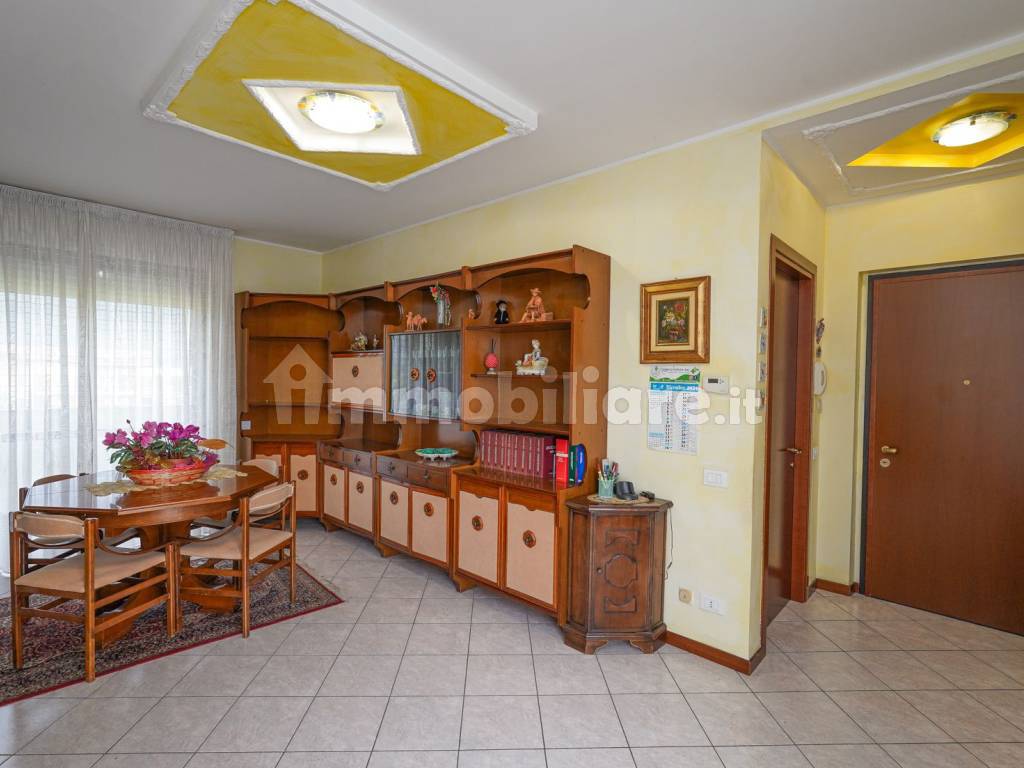 Salone