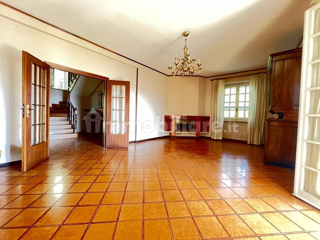 Salone