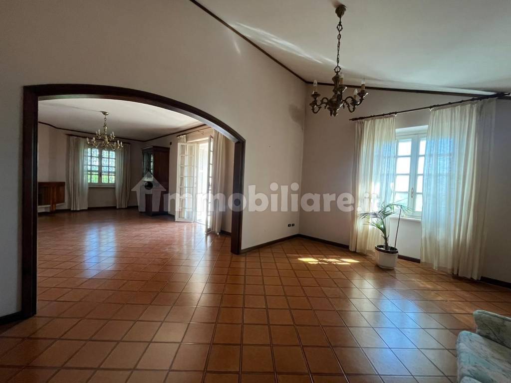 Salone