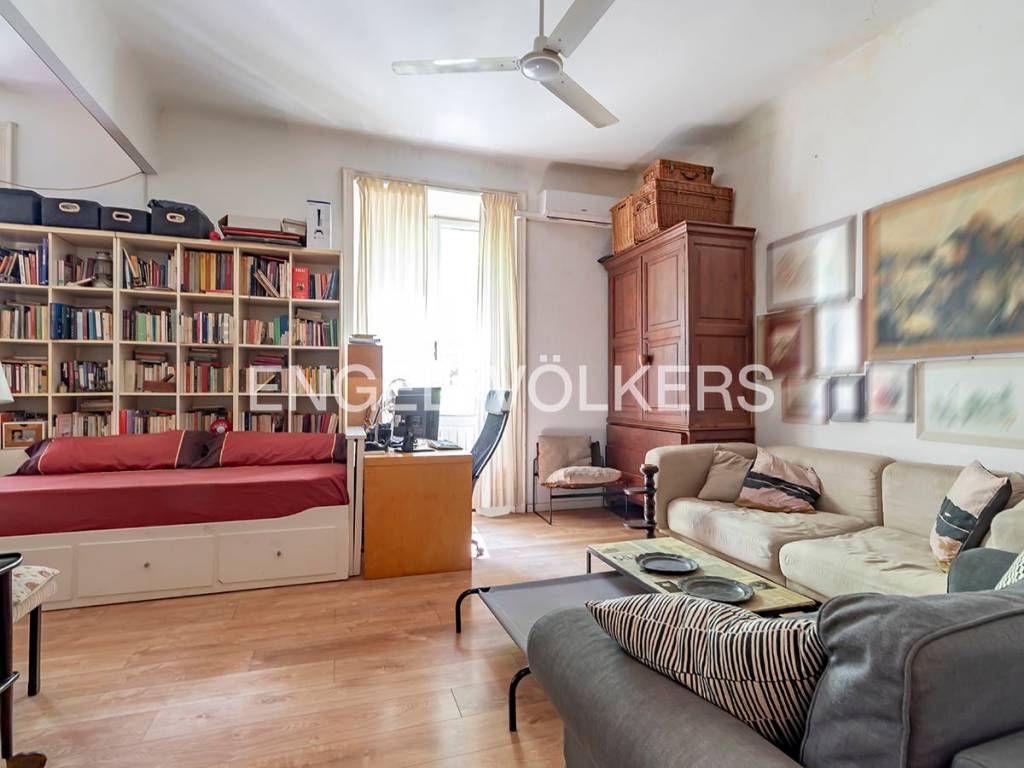 Vendita Appartamento Roma. Quadrilocale in viale di Trastevere. Da ...